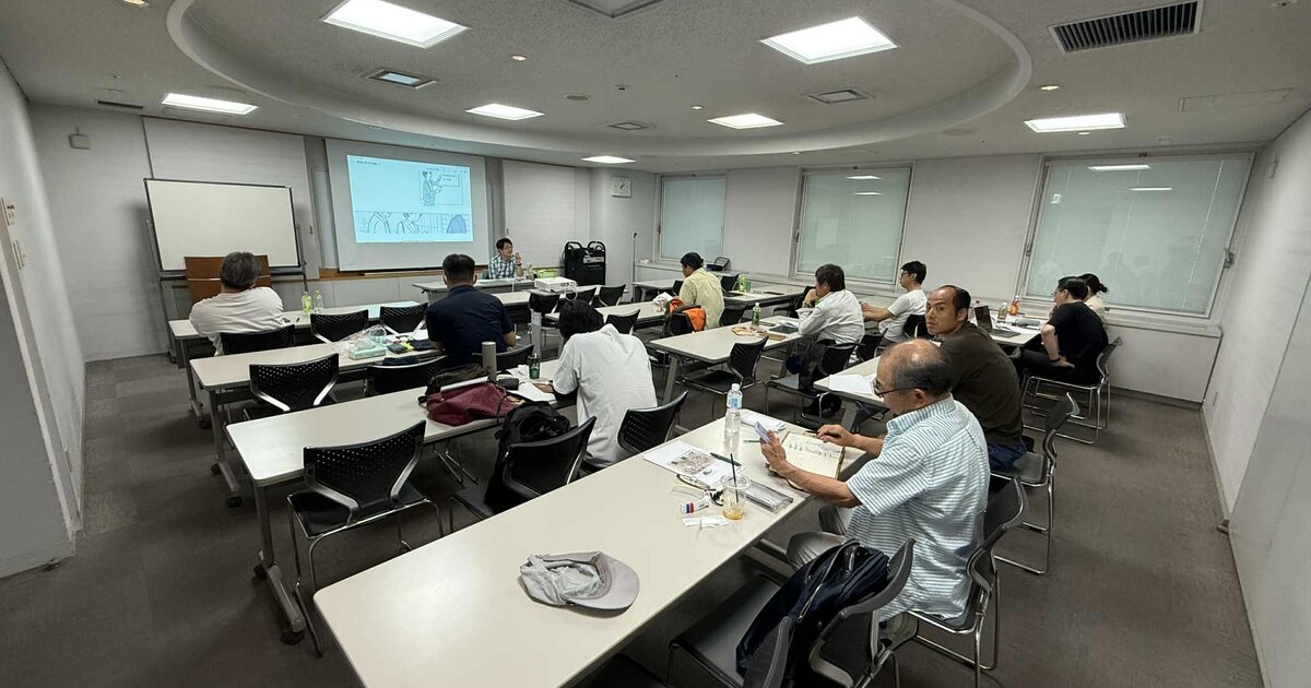RMMSの1dayセミナーで、参加者に向けて講師が話している様子